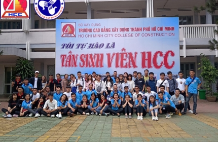 NHỮNG ẤN TƯỢNG ĐẦU TIÊN VÀ CẢM NHẬN CỦA  SINH VIÊN NGÀNH TIẾNG ANH VỀ TRƯỜNG CĐXD TP. HCM - HCC
