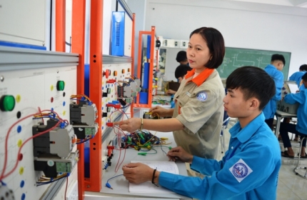 Chính phủ: Phải tạo điều kiện cho người học nghề học liên thông nâng cao